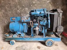 Mesin genset 10.000 watt