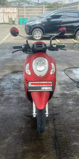 Honda Scoopy stylish 3023