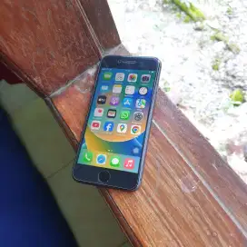 iPhone 8 64gb all operator