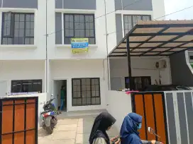 DI JUAL RUMAH BARU DEKAT PASAR LEMBANG