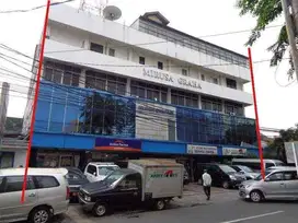Gedung 4 Lantai di Guntur Setiabudi, Hanya 13 Menit Ke Tol Kuningan