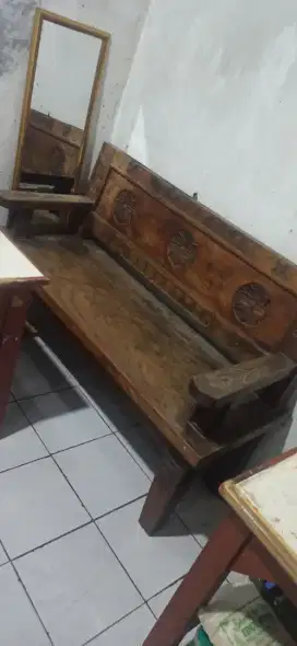 Kursi bangku jati tua