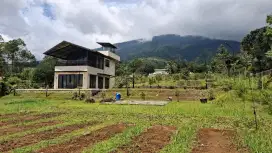 Villa bagus siap huni view lepas gunung sangat strategis
