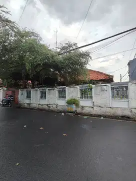 DIJUAL RUMAH HITUNG TANAH DI CIRACAS -JAKARTA TIMUR.