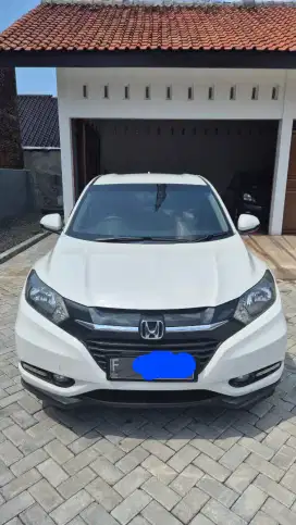 DIJUAL HONDA HRV E 2017 PUTIH MULUS TERAWAT LOKASI PURBALINGGA