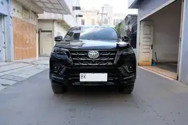 Toyota Fortuner VRZ 2.8 GR A/T