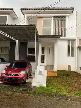 Di Jual Cepat rumah siap huni 2 lantai di Komplek Di Matoa