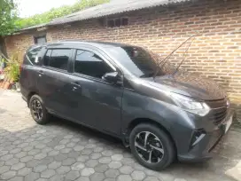 Daihatsu Sigra type R tahun 2022