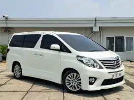 Toyota Alphard SC 2.4 AT. Ps. Tahun 2013. Putih. Perfect cond