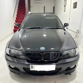 BMW 325i 2004 Bensin