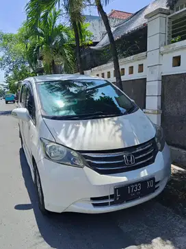 Honda Freed 2010 Bensin