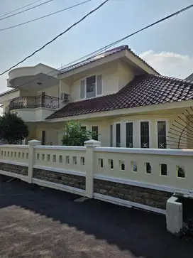Rumah Mewah 5+2 Kamar di Cinere – Cocok untuk Keluarga Besar!