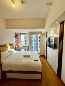 Sewa apartemen Tokyo riverside pik2