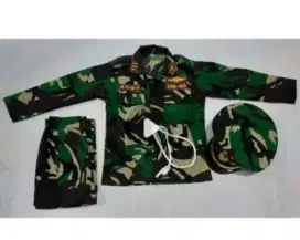 Semoga ada yg mau beli baju pocil