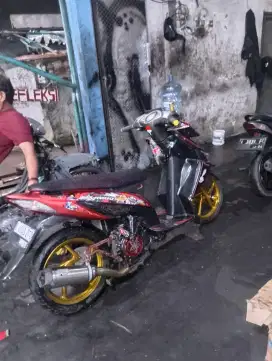 Dicari kasir untuk bengkel motor