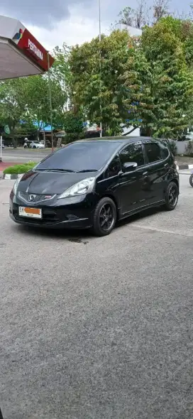 JAZZ 2010 SIAP PAKAI,PRIBADI.