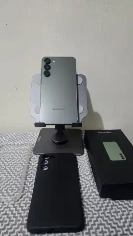 Samsung s23 plus Sein 8/256