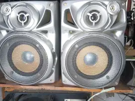 Pioneer speaker VS 70, 6 in, 100 watts RMS, full ori, like new, Japan