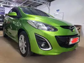 Dp 5 jt Mazda R a/t 2012 Ang 2,7 jt