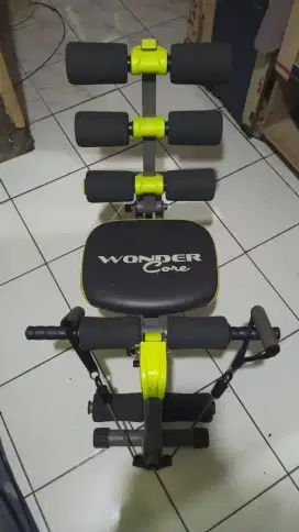 Wonder Core ||| Six Pack Bench