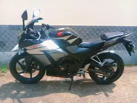 58@:DP:500 RBU B DEPOK CBR150R CBU HITAM ON