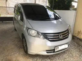 Honda Freed SD 2009