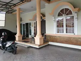 DI JUAL RUMAH JALAN UTAMA CLUSTER