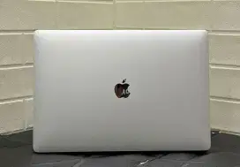 Macbook Pro 2019 IBox Touchbar