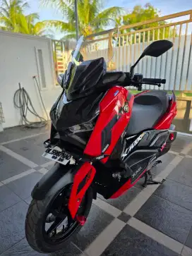 Yamaha Xmax 250 connected Tahun 2023