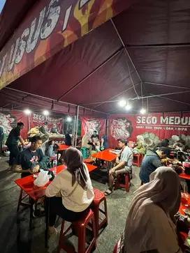 Dicari Karyawan usaha kaki lima