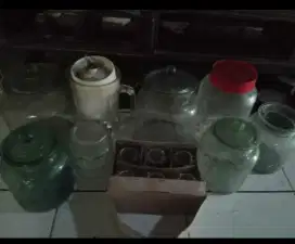 Toples kaca kuno