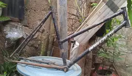 Frame sepeda jadul powerlite