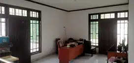 DIJUAL RUMAH UK 150M2 DI KOSAMBI BARU UNFURNISHED, JAKARTA BARAT