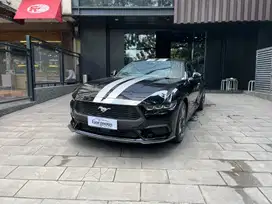 Ford Mustang Ecoboost NIK 2025