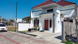 dijual rumah mewah type 60/122 shm ready lok strategis di banyuanyar