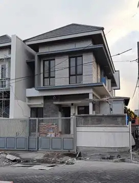 Rumah Baru Hook Di Perumahan Wisma Mukti Surabaya