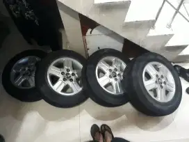 1 Set Velg & Ban Exs Kijang Innova