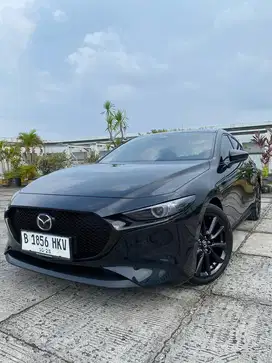 (Km Low 9ribu Full Ori) MAZDA 3 HATCBACK SKYAKTIVE G 2.0 AT 2023