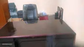 Meja kursi direktur satu set