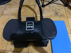 Alat olahraga pengecil perut