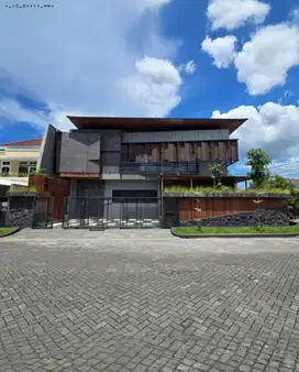 Rumah Manyar Kertoadi NEW MINIMALIS JALAN UTAMA 