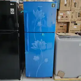 Kulkas Polytron 2 Pintu 210liter