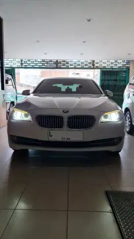 BMW 528i 2.0 A/T 2013