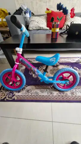 Sepeda anak Elsa edition