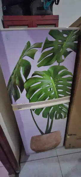 Kulkas sharp bekas masih nyala kurang dingin