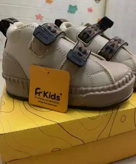 Sepatu anak toodler baru