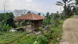 Tanah kebun pinggir sungai untuk villa akses jalan raya pengalengan