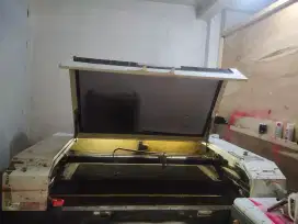 Dijual Mesin laser cutting co².