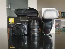 Nikon D7100 fullset Like new + Lensa 50mm, Sigma 10-20mm f3.5 + flash