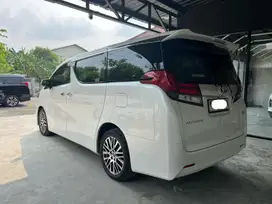 Toyota Alphard 2017 Bensin